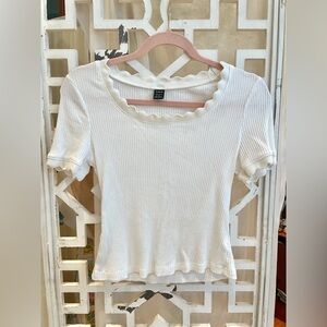 SHEIN Ribbed Short Sleeve w/ Scalloped Neckline, never worn, fits like xs